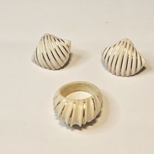Elegant White Shell-Inspired Jewelry Set